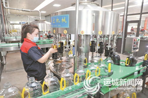 山西萬和味業 匠心釀造，灌裝車間的食醋品質密碼
